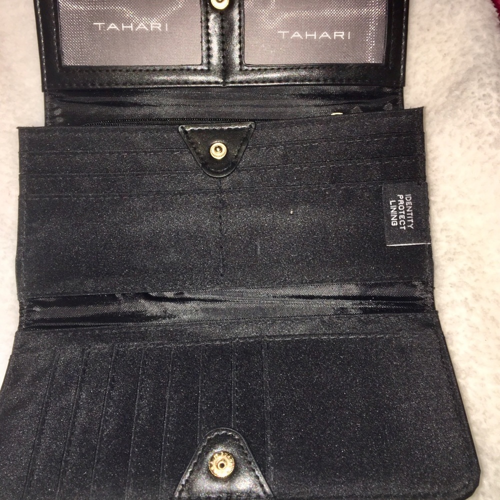 Tahari black wallet - Picture 2 of 3